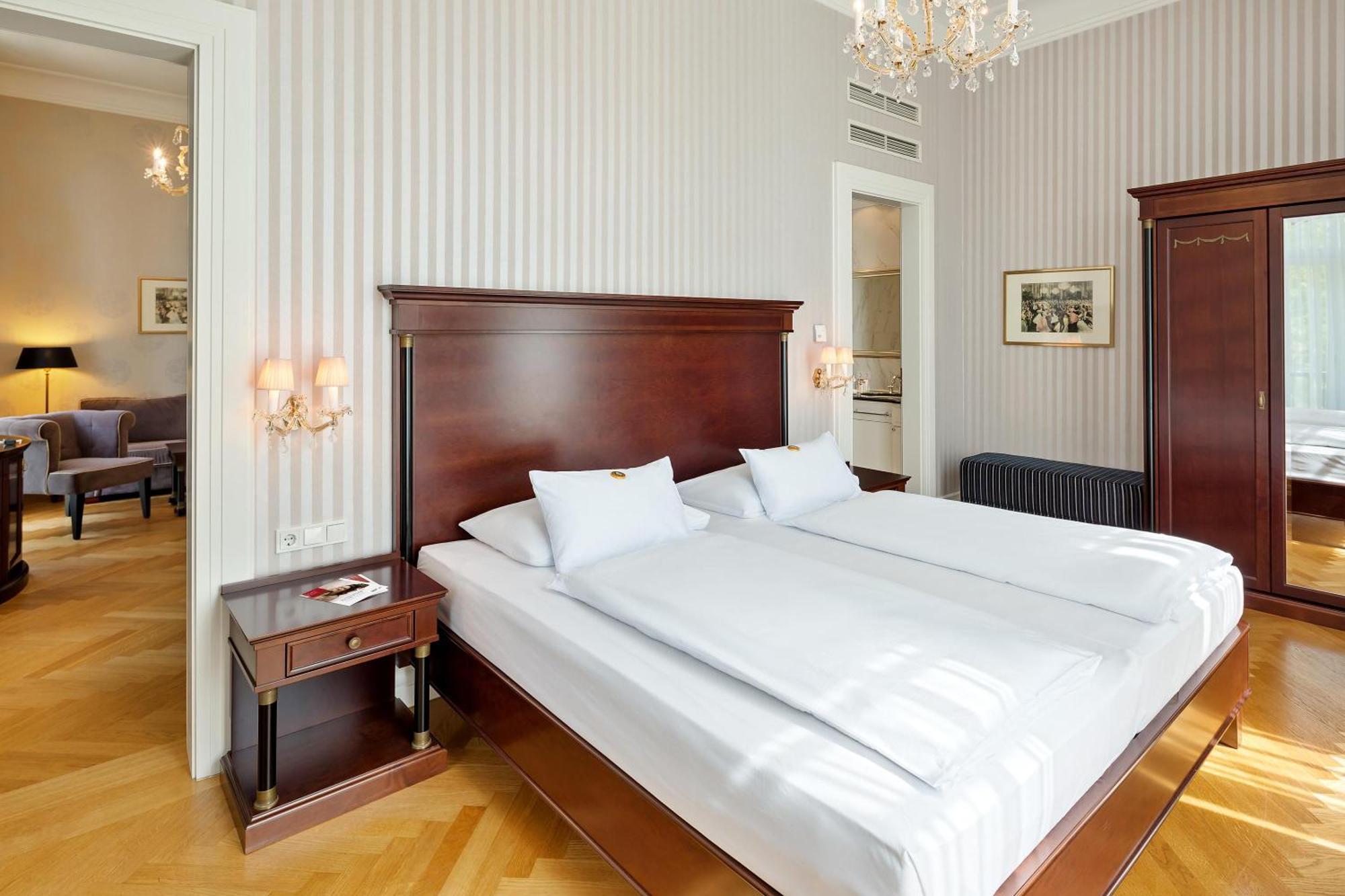 Austria Trend Parkhotel Schoenbrunn Wien Exterior photo