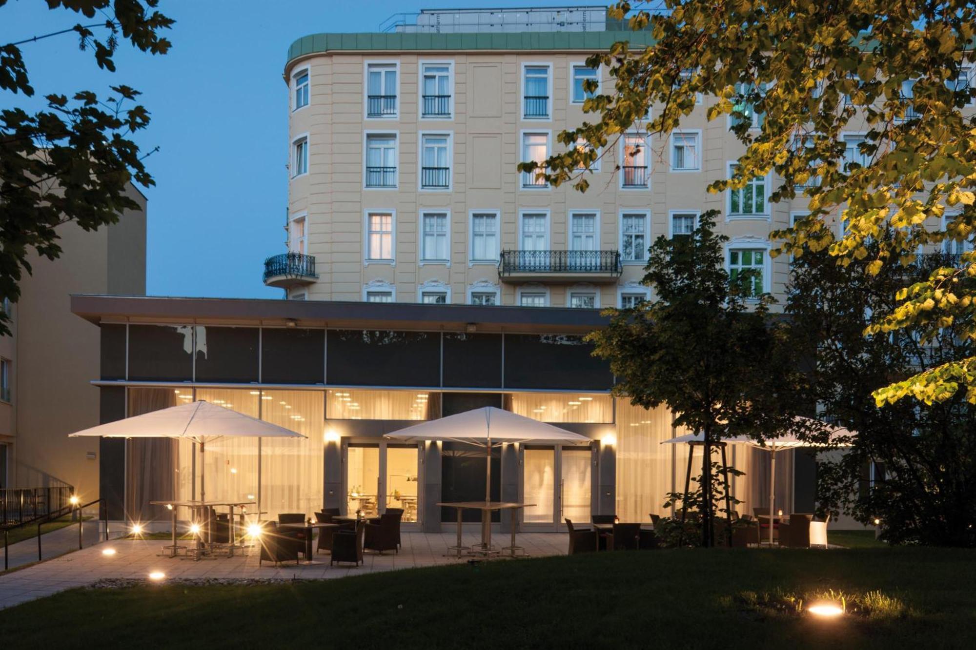 Austria Trend Parkhotel Schoenbrunn Wien Exterior photo